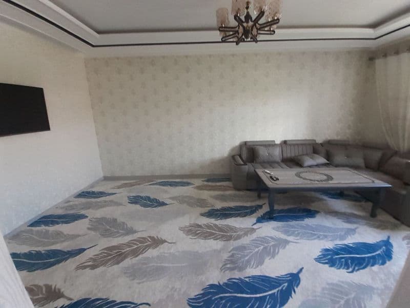 Qizlarga uqiydigan ishlaydigan qiZlar kerak bez makler Chilo — фото 2