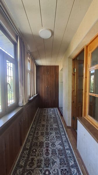 Аренда Чиланзар 20й квартал 2х комнатная квартира, 2й этаж, 