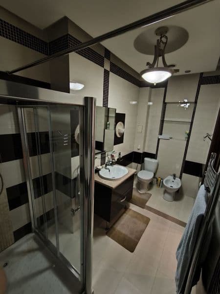 Аренда 3/3/4 (2+1) Новомосковская <br />
Кирпичный дом <br / — фото 5