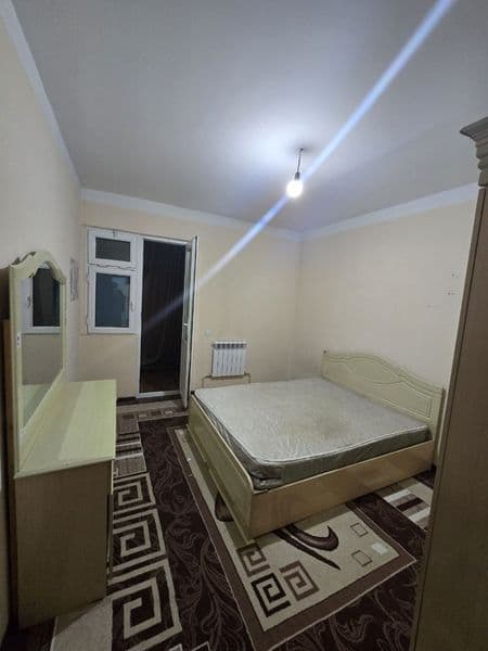 Яккасарой тумани, Космонавтлар метро ёнида 2 хонали квартира