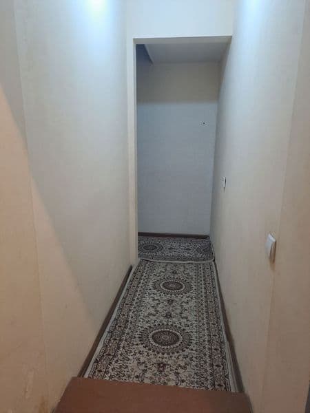 Задаётся квартира 1ком бывший общежитие сергели 1 ,возле мет