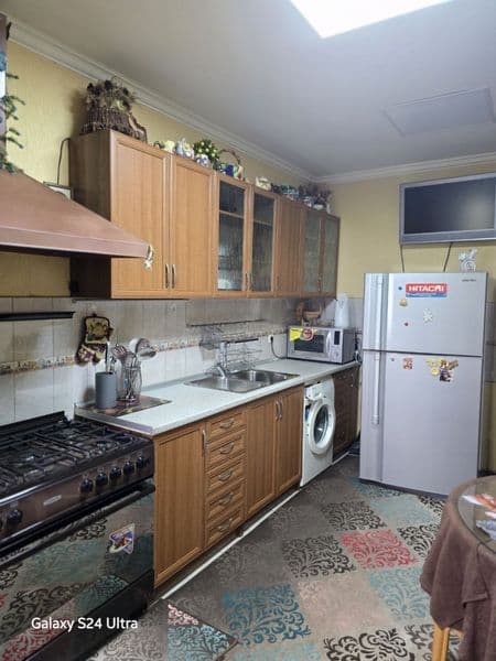 Мебель и техника. Цена: 500. <br />
Телефон: +998909173003<b — фото 3