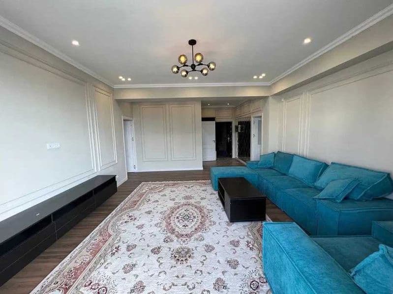 Район: Мирабадский<br />
Адрес: Метро Ойбек<br />
Орентир: A