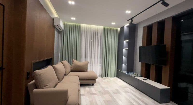 Чиланзар 4-кварталь <br />
<br />
Новза метро станция <br />