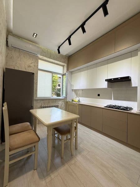 Срочно сдаю 1-комнатная переделанная 2-х комнатную квартиру. — фото 2