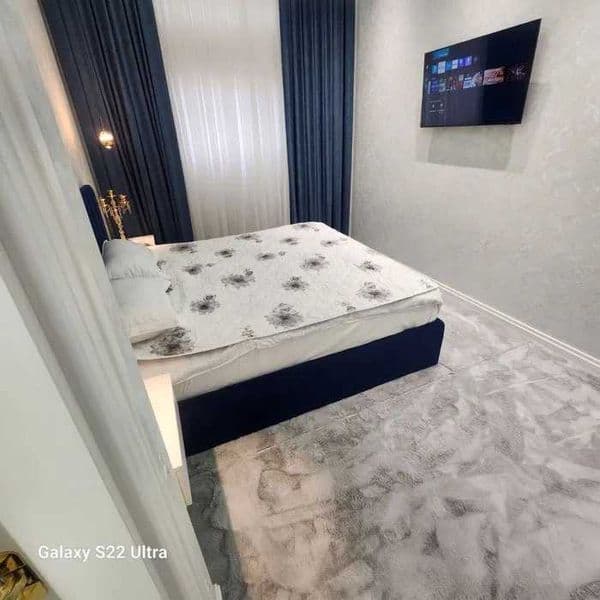 Параметры квартиры:<br />
• Комнат: 2<br />
• Этаж: 1<br />
