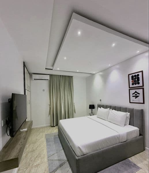 Сдаётся срочно 2 комнатная квартира на Метро Ойбек + Депозит — фото 2