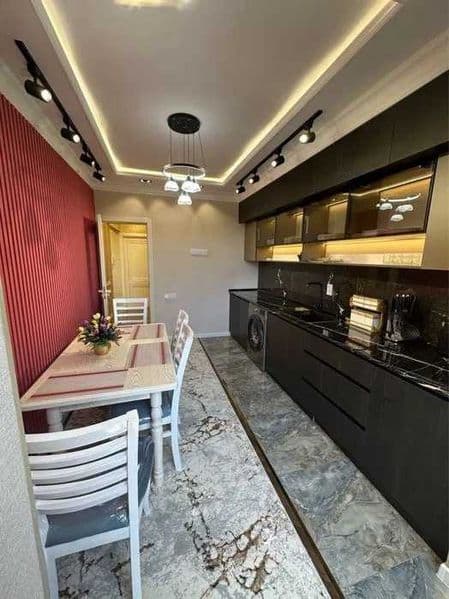 Район : Яккасарайский<br />
Адрес : Шота Руставелли<br />
<b — фото 4