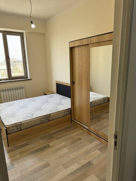 Аренда  2.хонали самарканд дарвоза олдида навастройка хеч ки