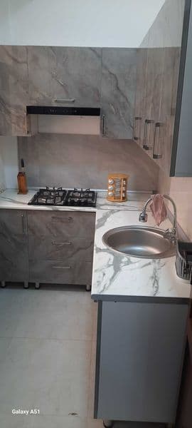 Сдаётся квартира 3 комнатная с ремонтом новостройка одна ком — фото 3