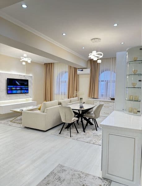 Аренда квартира: <br />
<br />
 • Район: #Яккасрайский <br /