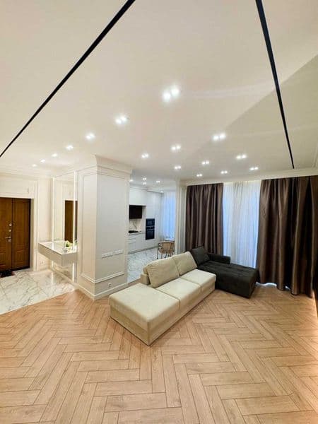 • ЖК: Boulevard Residence<br />
• Комнат: 3<br />
• Этаж: 4<