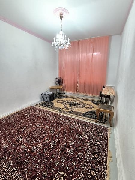 Shoshilinch sherikchilikka kvartira beriladi<br />
Bollarga–