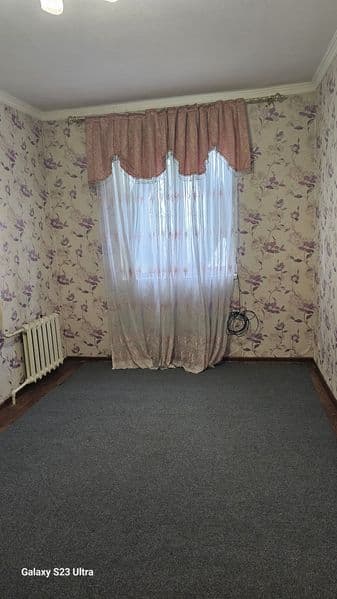 Аренда коракамиш  2.хонали 2.этаж гиламлари бор оилага берил