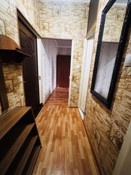 Юнусабад- 4  1-2\4\4 <br />
Квартира с обстановкой.<br />
Сд — фото 2