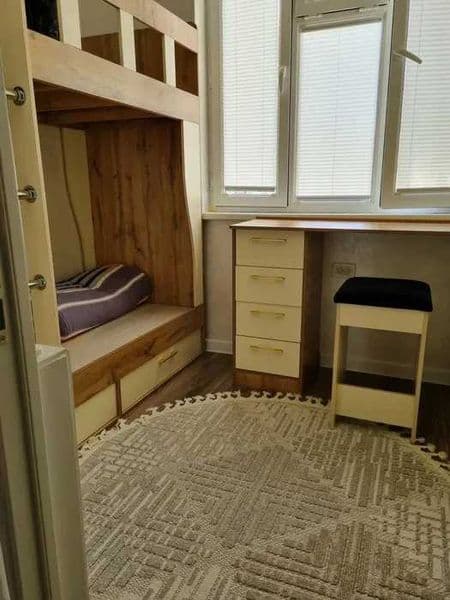 Район: Шайхантахурский<br />
Адрес: себзор<br />
<br />
Комн — фото 3