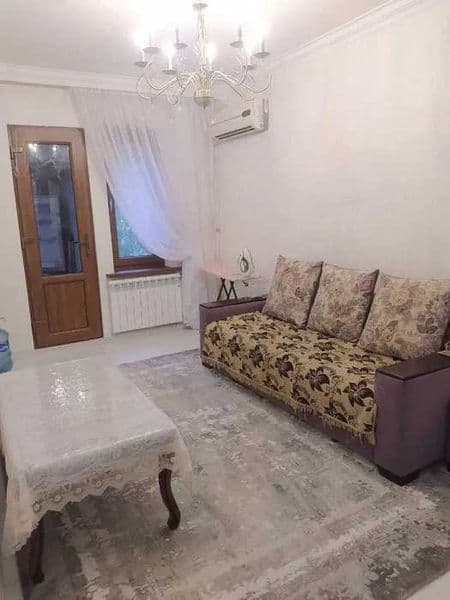 Сдаётся квартира Ц-13<br />
Город - Ташкент<br />
Ориентир-А