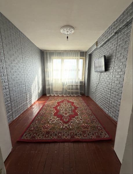 Сдаю 1 комнату в общежитии, ванна, туалет на две семьи, дом 