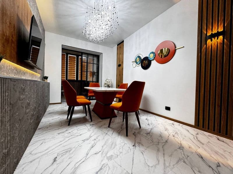 Мирабадаский район <br />
Гостиница Россия<br />
Новостройка — фото 2