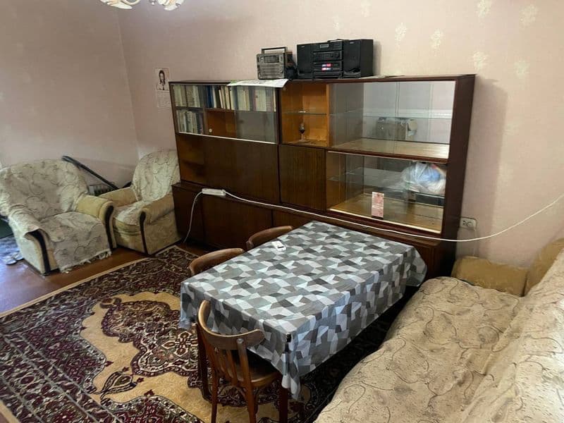 Sheriklikka faqat qizlar bilan yashashga oqiydigan ishlaydig — фото 2