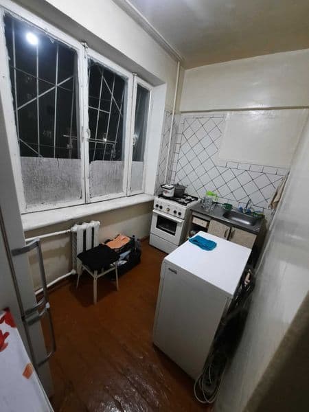 Qoraqamish 2/4 tansiqboyev bozor ròparasida 2 xonali kvartir — фото 4