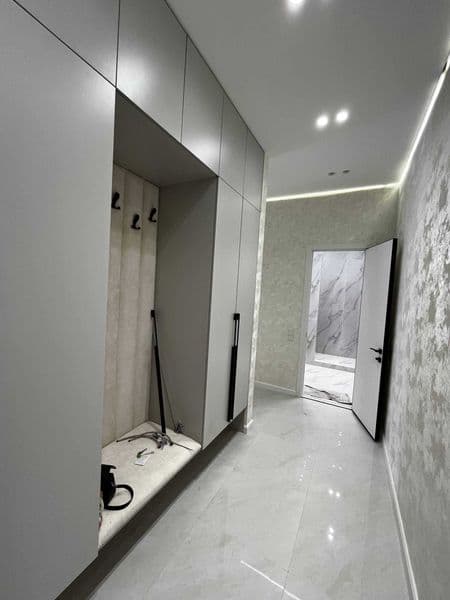 Адрес : Яккасарайский район, ЖК Vegas Tower<br />
— комнаты: