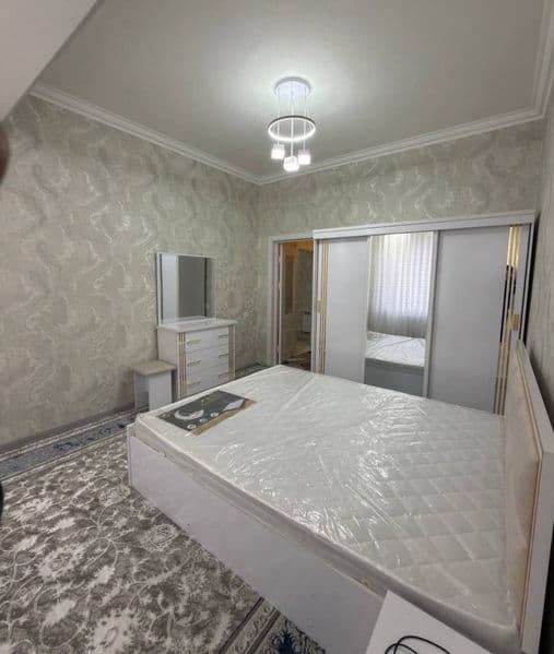Новза метро ёнида тоза ва шинам квартира ижарага берилади. С