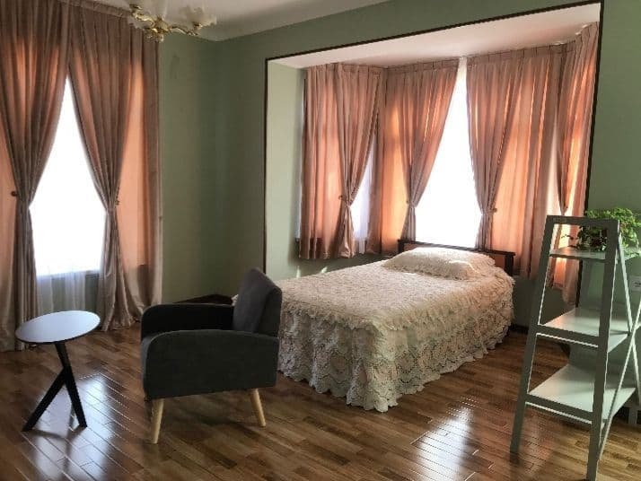 Сдаётся стильная студия<br />
<br />
Современная студия с но — фото 4