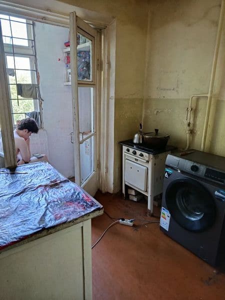 Chilonzor 24 kvartal 1 ta bola olinadi 950 mingdan kamunalka — фото 3