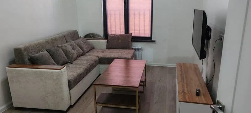 Сдаётся КЛАССНАЯ квартира<br />
<br />
• Район:Яшнабадский<b