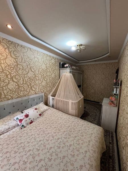 Yakkasaroy tumanida, Oybek metrosi yonida 2 xonali shinam va