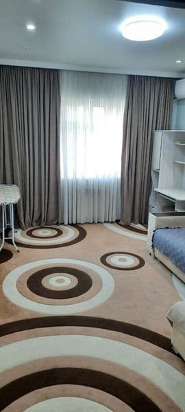 Квартира с обстановкой звоните подробнее по телефону <br />
