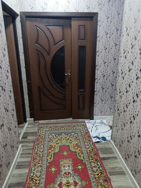 Сампи ёнида онахон билан бирга туриб уй ишларида карашадиган