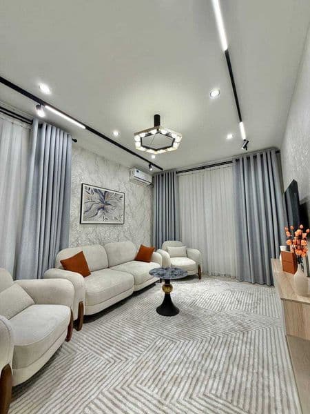 сдается квартира на долгий срок <br />
в квартире есть все д