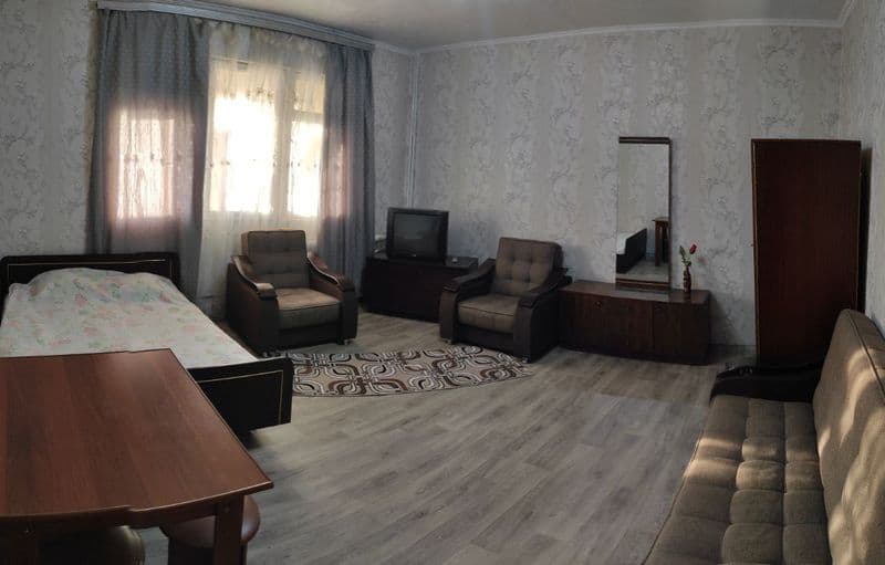 (93)535-79-62;(93)535-79-61<br />
<br />
Срочно сдается квар