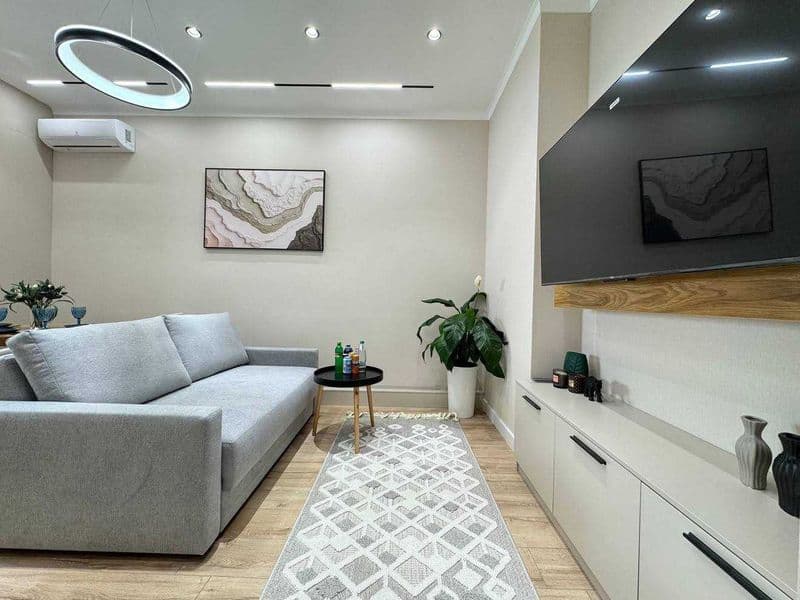 2x комнатную квартиру на 5 этаже,<br />
В квартире есть все  — фото 3