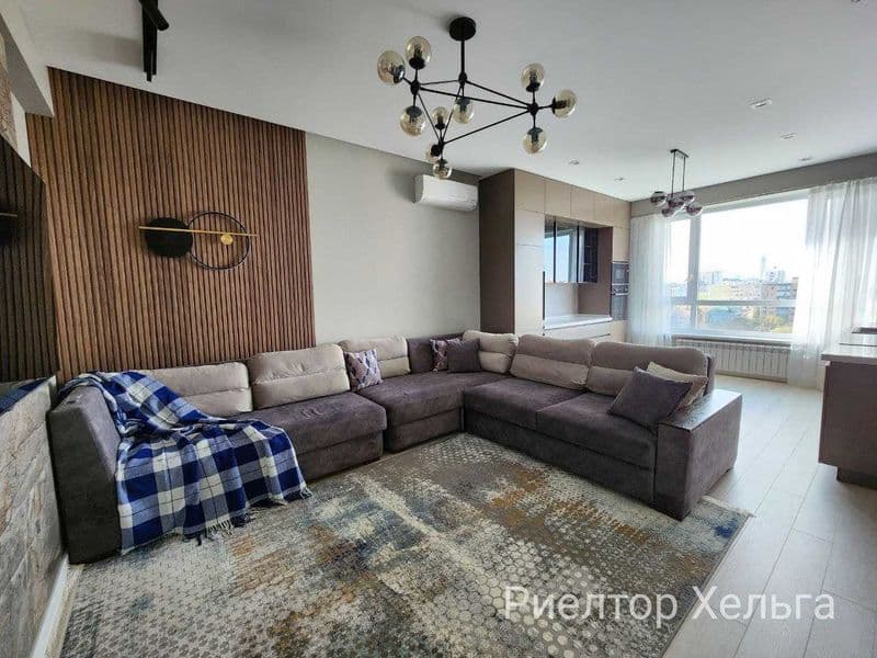 Сдается в аренду квартира в элитном ЖК NRG Oybek!<br />
Мира