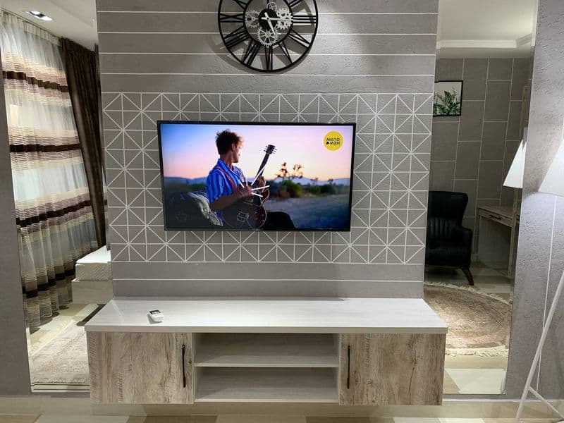 Аренды Квартиры 1-Ком свой 43кв. С Евро ремонтом.  1/3/5 . К — фото 5