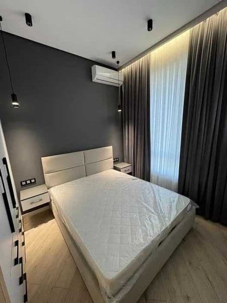 Район: Yunusabad <br />
Адрес: Manzara<br />
<br />
Комнат: 