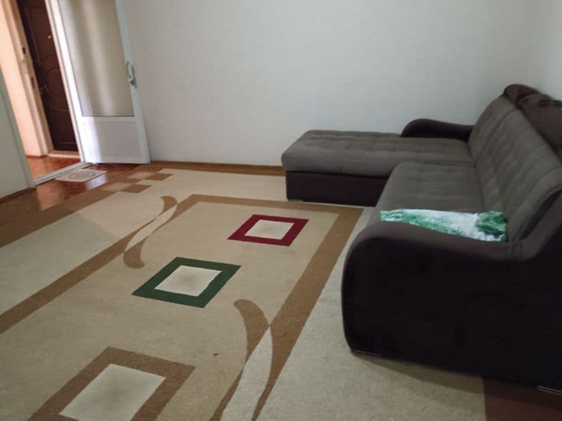 Сдаётся 1/4/9 Кадышева <br />
С обстановкой,кроме стиральной — фото 2