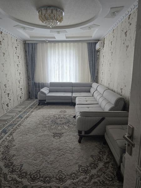 Sergeli-8, Mo'ljal 10 oilaviy poliklinika ro'parasi 4-metrog