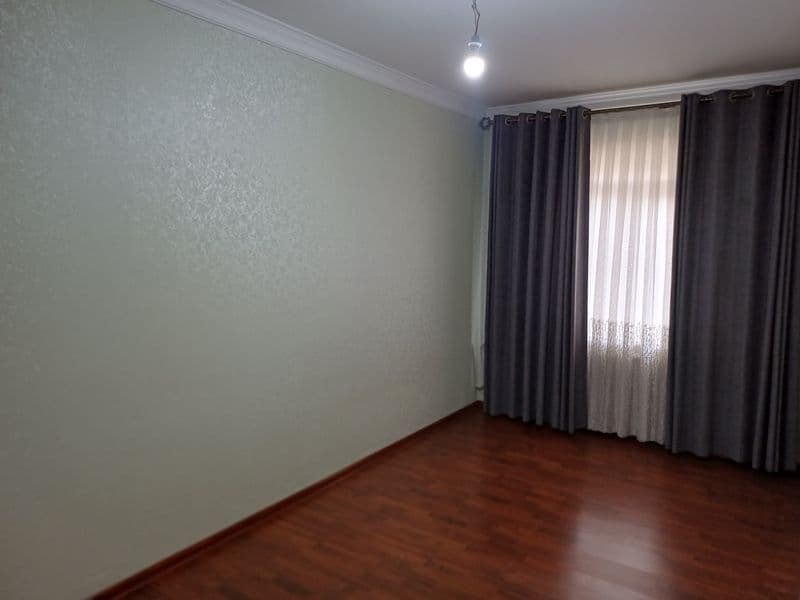 Ibn Sino 2 <br />
Karzinka togrisida <br />
5 etaj 4xona<br 