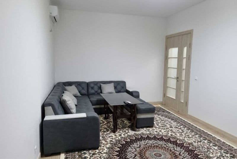 ID 2145<br />
<br />
Сдается упакованная квартира. Рядом ест