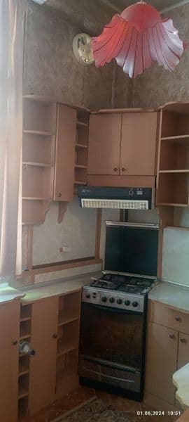 Чиланзар 2 квартал 1-комнатная 2-этаж 4-этажного дома Кирпич — фото 3