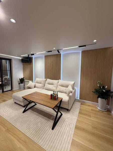 Сдается квартира для иностранецам<br />
<br />
• Район: Алма