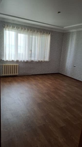 ЮНУСАБАД -15 сдаётся двухкомнатная квартира пустая,  чистая 