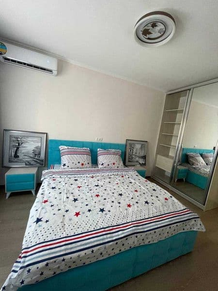 Сдаётся КЛАССНАЯ квартира<br />
<br />
• Район: Яшнабадский<