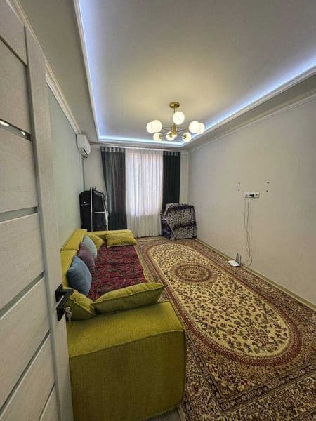 Сдается квартира для семейных<br />
<br />
• Район: Алмазар<