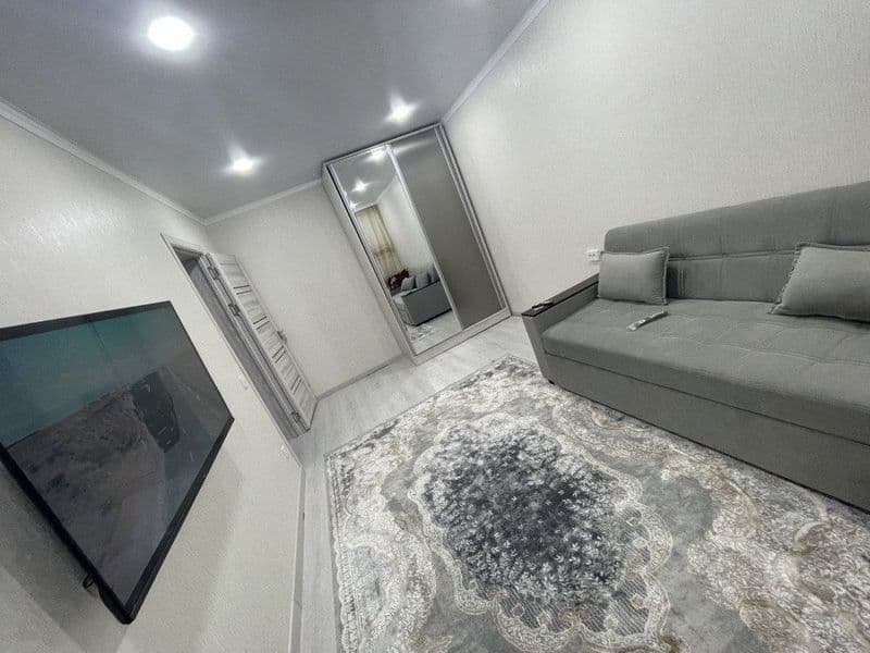 Yakkasaroy tumanida, Oybek metrosi yonida 2 xona. shinam va  — фото 4