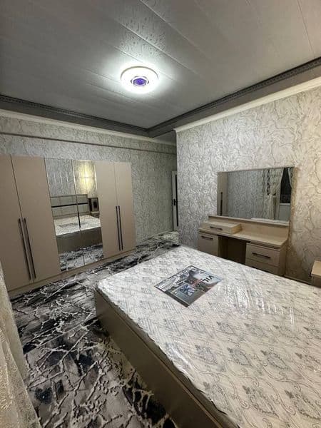 Tinchlik metrosiga yaain kvartira oilaga va stidentlaga sher